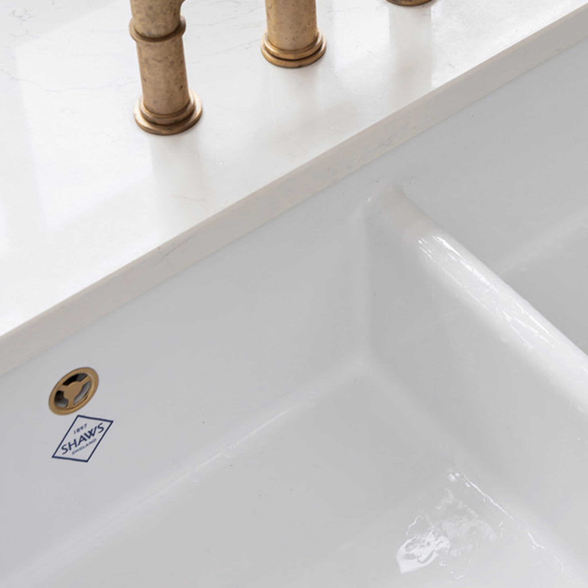 Refined Inbox Color Cheshire Traditional Freestanding Bath | Victoria + Albert Luxury Baths