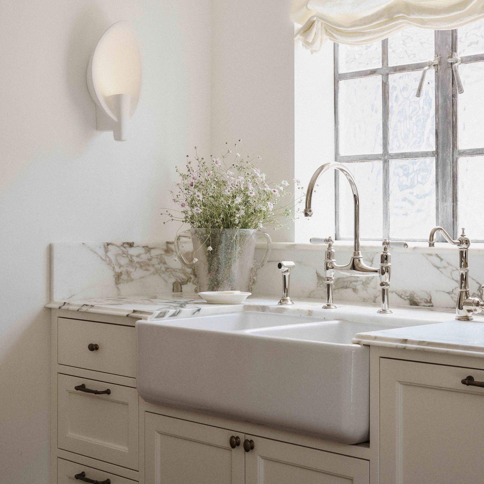 Refined Inbox Color Cheshire Traditional Freestanding Bath | Victoria + Albert Luxury Baths