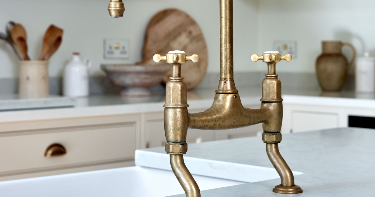 Ionian Bridge Sink Mixer in Aged Brass (Higham Furniture, Roly Roques-O'Neil Phtography)